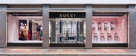 51tp transit point gucci sant'albano|Milano Monte Napoleone Flagship .